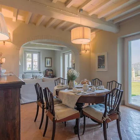 Luxurious In Italy With Swimming Pool Сasa de vacaciones